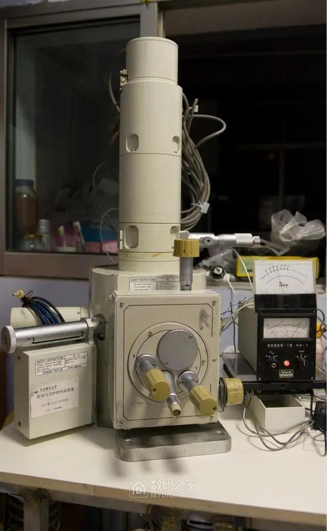 拆解:一款十分昂贵的扫描电镜电子枪(日本电子)