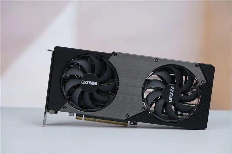 Blackwell的甜点来了！NVIDIA RTX 5060 Ti首发评测：8GB疯狂爆显存 16GB正好