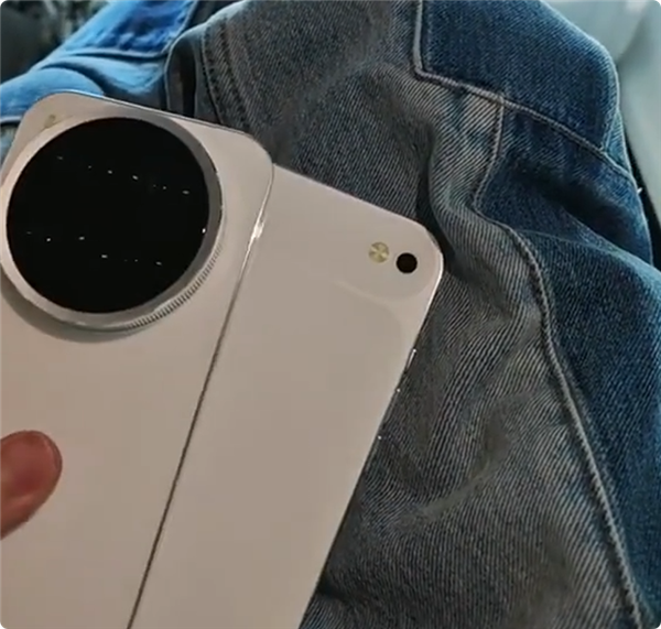追覓俞浩曬模塊化手機：不僅鏡頭能拆 機身都能拆
