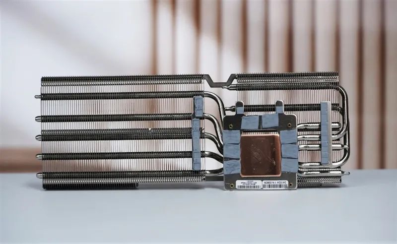 HD4850神迹重现！AMD RX 9070 XT/RX 9070首发评测：性能持平RTX 5070 Ti 但便宜2000元