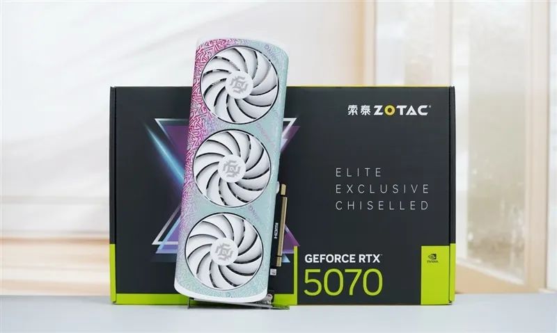 索泰RTX 5070 XGAMING OC显卡评测：极具个性外观之下 仍是游戏利器