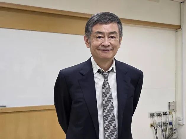 大立光林恩平：部分iPhone新機延期至明年Q1，CPO試產線9月就緒