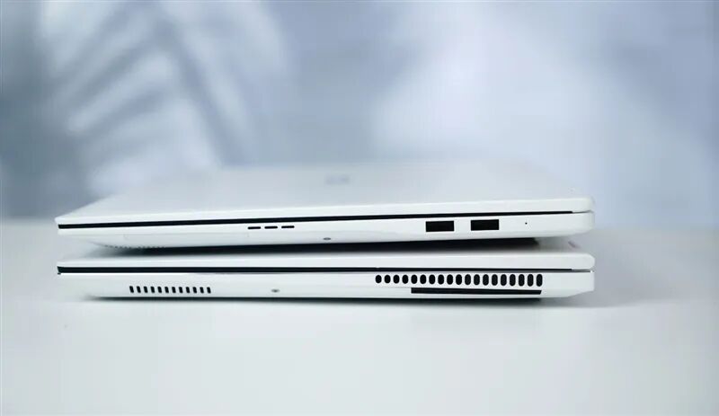 核顯本竟敢賣到萬元級別！榮耀MagicBook Pro16 2026全面評測：88W滿血 + 92Wh續(xù)航，這可能是史上最強的核顯本