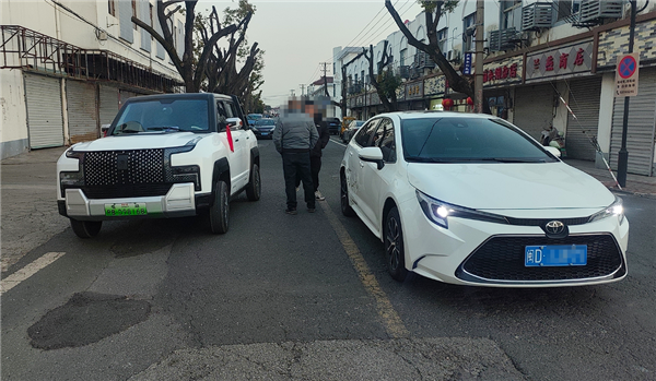 比機動車還要大！可怕的老頭樂上路：抄襲的還是國產百萬豪車