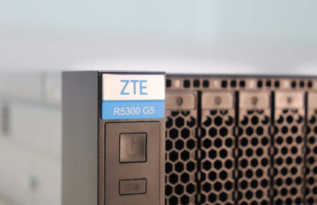 算力强劲！中兴通讯R5300G5服务器开箱！-电子工程专辑