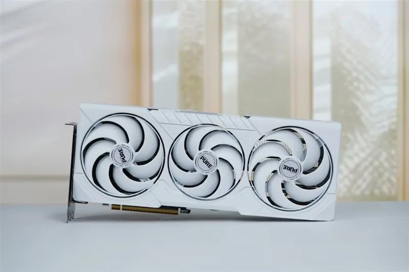 HD4850神迹重现！AMD RX 9070 XT/RX 9070首发评测：性能持平RTX 5070 Ti 但便宜2000元