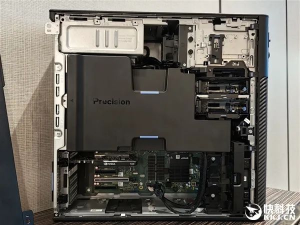 AMD Zen5线程撕裂者9000深入揭秘：领先竞品最多145％！四大金刚护卫