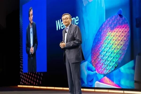 功耗降低35% Intel 14A工藝已吸引幾家客戶(hù)：今年啟動(dòng)量產(chǎn)爬坡