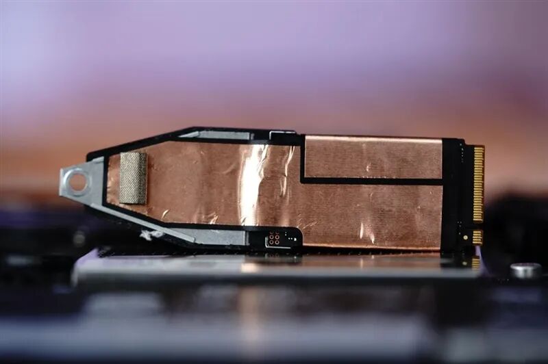聚焦超級工程與科研生產力！Lenovo P16v 2026工作站評測：NVIDIA RTX PRO Blackwell加持 物理斷網跑AI