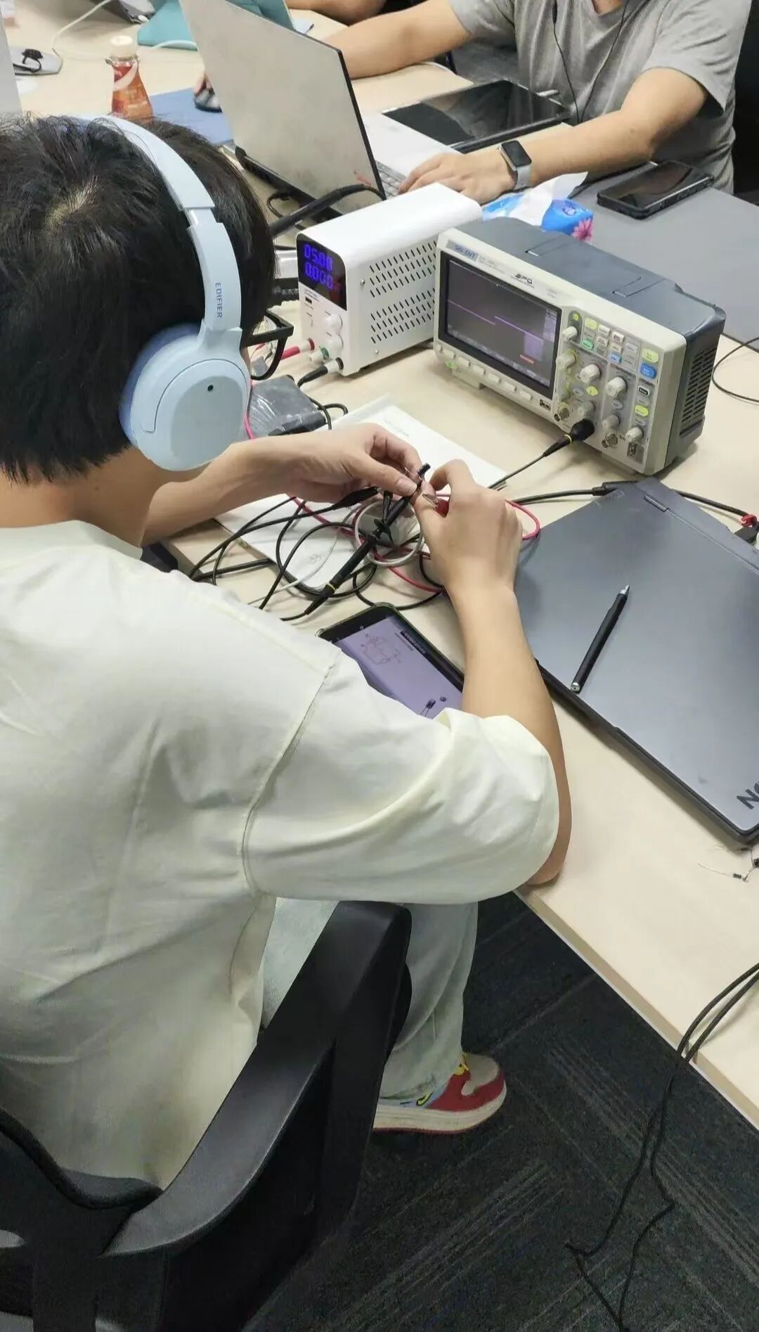 示波器與板級硬件診斷實操