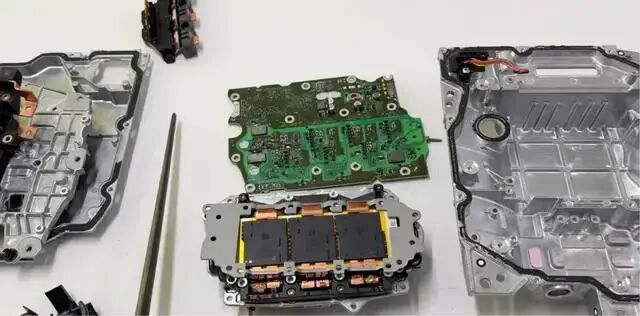 拆解小米SU7逆變器:這幾個設計非常亮眼-有駕 拆解小米SU7逆變器:這幾個設計非常亮眼-有駕