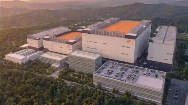 SK海力士砸54萬億韓元新建兩座晶圓廠：擴容內存產能！最快2028年投產