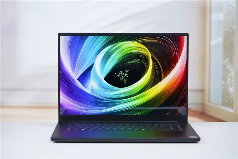超輕薄RTX 5090游戲本體驗《毀滅戰士：黑暗時代》：DLSS 4輕松駕馭4K