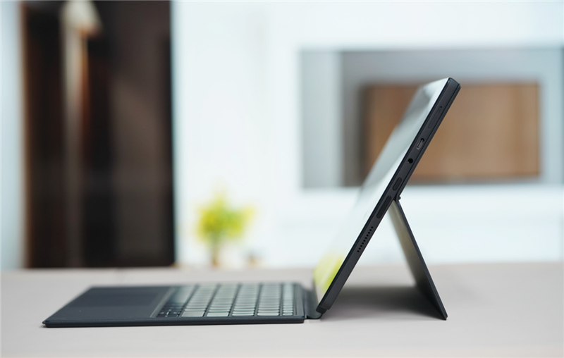 從形態到性能的全面革新！HUAWEI MatePad Edge鴻蒙二合一平板電腦評測