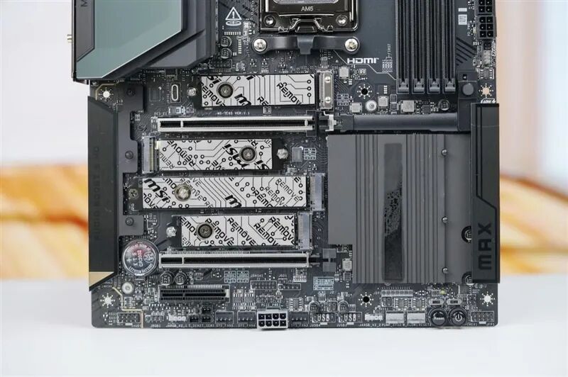 媲美超神板的ACE战神板!微星MEG X870E ACE MAX评测