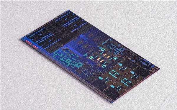 近1.5亿像素！Intel Lunar Lake处理器超高清内核照