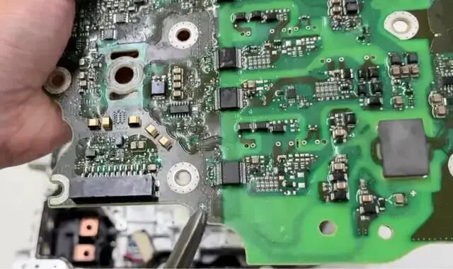 拆解小米SU7逆變器:這幾個設計非常亮眼-有駕 拆解小米SU7逆變器:這幾個設計非常亮眼-有駕