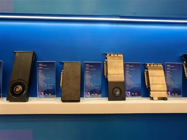 Intel甩出兩個(gè)王炸！至強(qiáng)600、銳炫Pro B70雙劍合璧 重新定義AI工作站