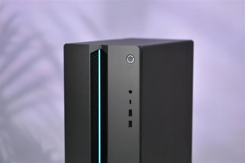聯(lián)想GeekPro臺(tái)式機(jī)評(píng)測(cè):移動(dòng)平臺(tái)的臺(tái)式機(jī) 冷靜高效擴(kuò)展性強(qiáng)