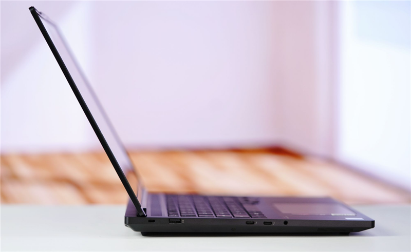 聚焦超級工程與科研生產力！Lenovo P16v 2026工作站評測：NVIDIA RTX PRO Blackwell加持 物理斷網跑AI