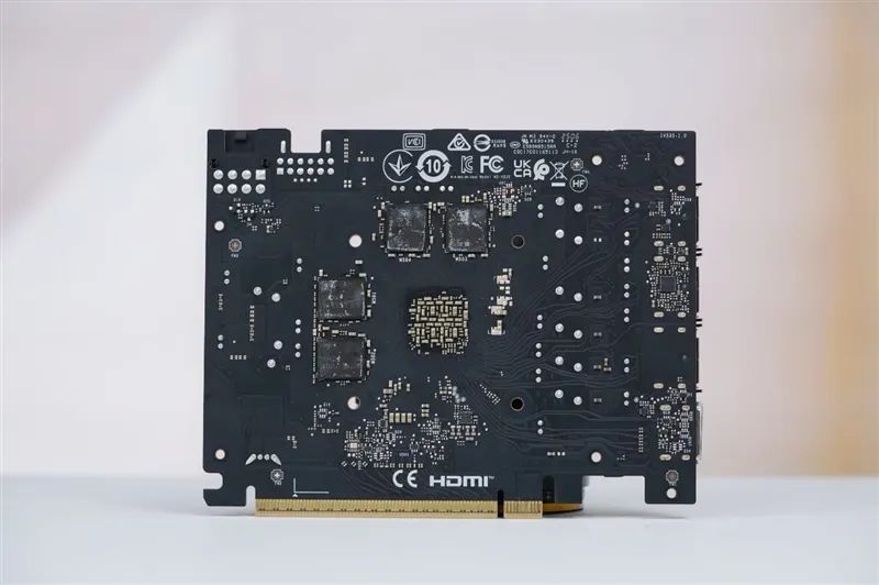 微星RTX 5060 Ti 16GB硬派师2X显卡评测：DLSS 4加持 甜点卡也能畅玩4K