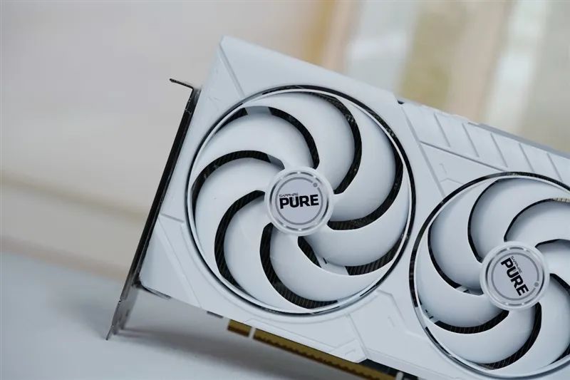 HD4850神迹重现！AMD RX 9070 XT/RX 9070首发评测：性能持平RTX 5070 Ti 但便宜2000元