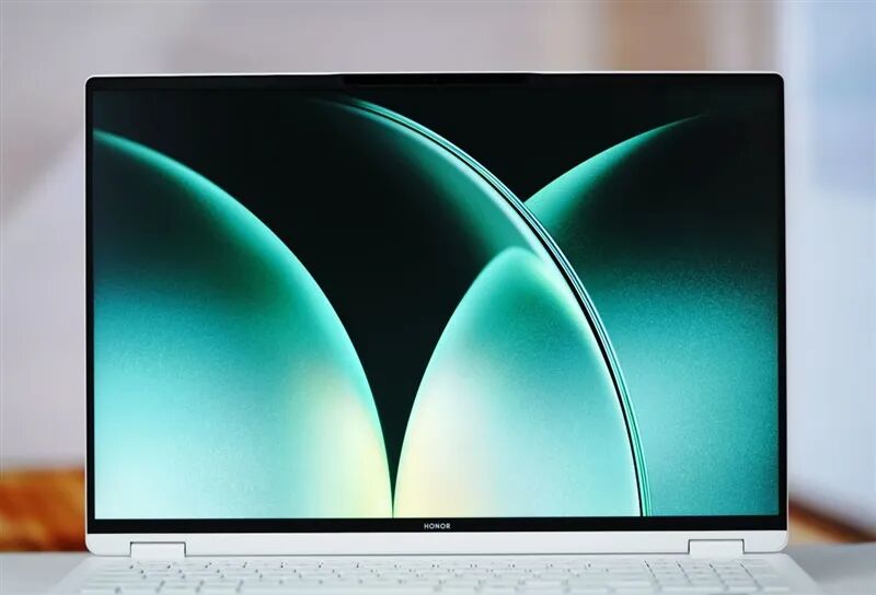 核顯本竟敢賣到萬元級別！榮耀MagicBook Pro16 2026全面評測：88W滿血 + 92Wh續(xù)航，這可能是史上最強的核顯本