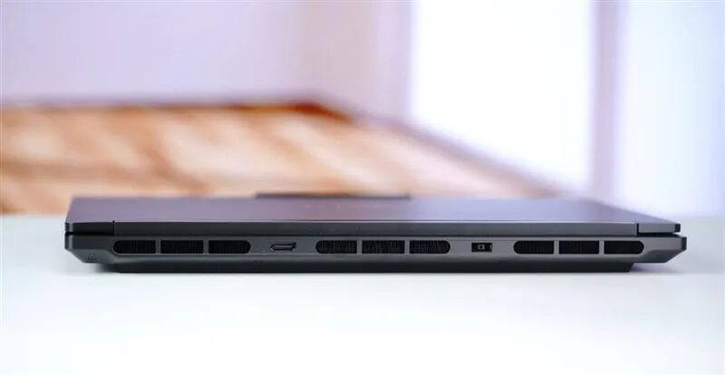 聚焦超級工程與科研生產力！Lenovo P16v 2026工作站評測：NVIDIA RTX PRO Blackwell加持 物理斷網跑AI