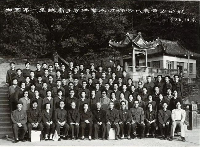 “中国锂电池之父”、协会首席专家顾问陈立泉院士：让中国锂电实现“突围”-电子工程专辑