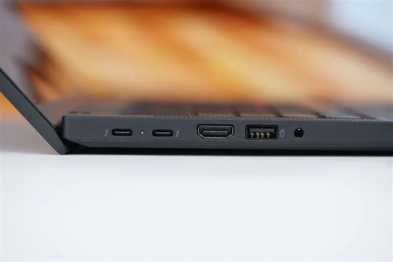 AI加持下的精英商務本 聯(lián)想ThinkPad T14 Gen6筆記本評測：28W銳龍能效喜人 內建NPU更靈活