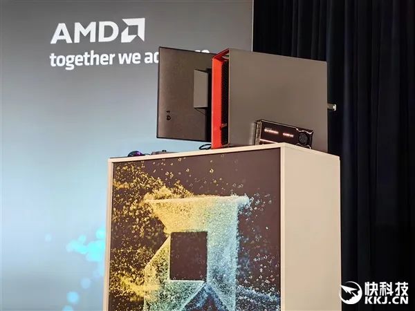 AMD Zen5线程撕裂者9000深入揭秘：领先竞品最多145％！四大金刚护卫