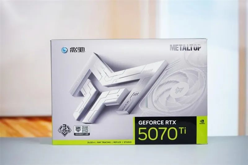 影驰RTX 5070 Ti金属大师白金版OC评测：全新设计 颜值也追上性能和做工