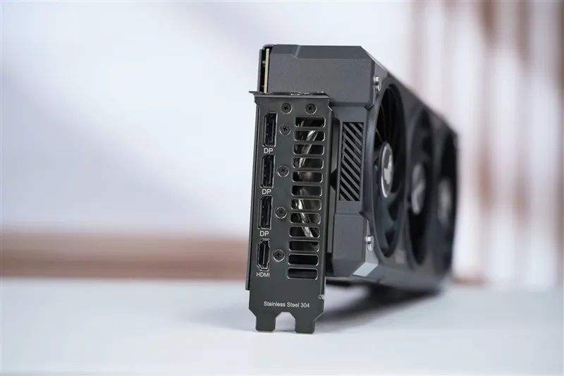 Blackwell的甜点来了！NVIDIA RTX 5060 Ti首发评测：8GB疯狂爆显存 16GB正好