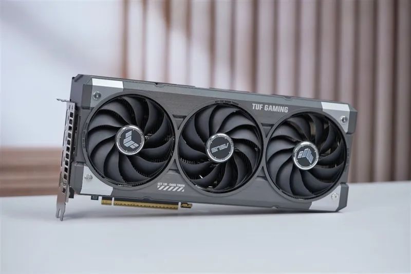Blackwell的甜点来了！NVIDIA RTX 5060 Ti首发评测：8GB疯狂爆显存 16GB正好