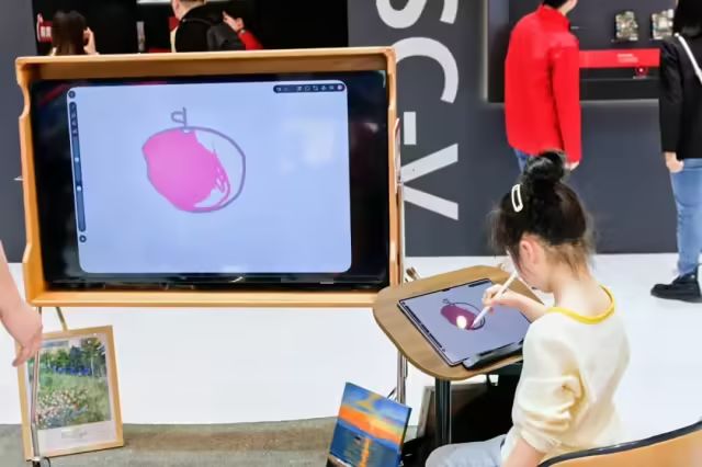 柔性 OLED 平板套片解決方案