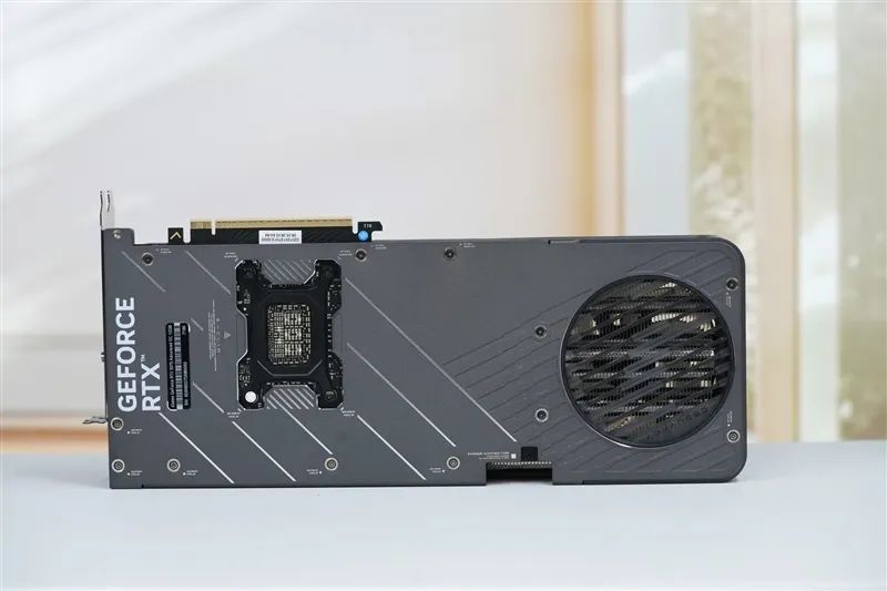 《刺客信条：影》4K全高画质流畅运行！七彩虹iGame RTX 5070 Advanced OC评测：超频后轻松碾压RTX 4070 Ti SUPER