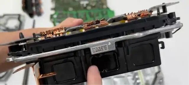 拆解小米SU7逆變器:這幾個設計非常亮眼-有駕 拆解小米SU7逆變器:這幾個設計非常亮眼-有駕