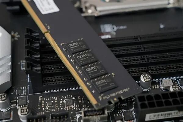國產DDR5顆粒大批進入供應鏈！中國內存廠商加緊生產