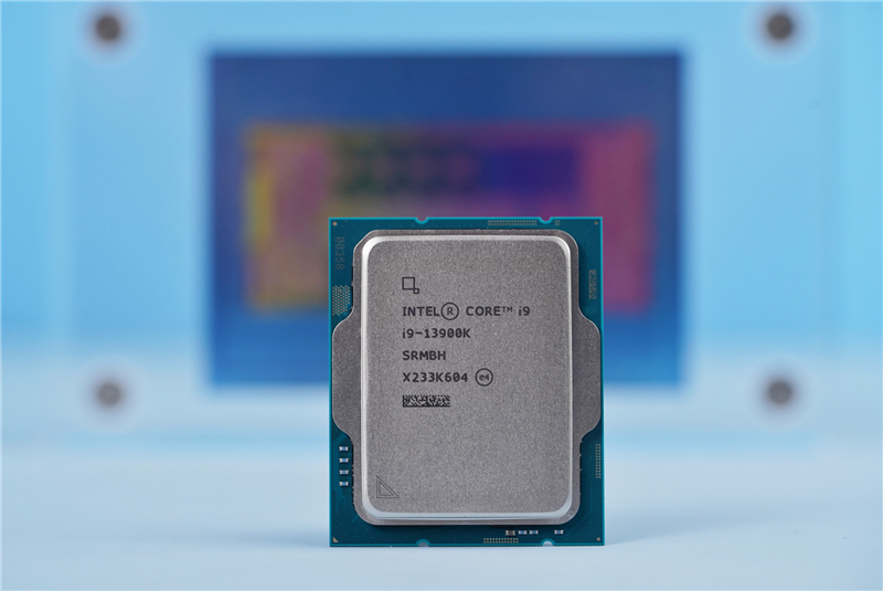 新王驾临！酷睿i9-13900K/i5-13600K首发评测：ROGZ790降压神板-电子