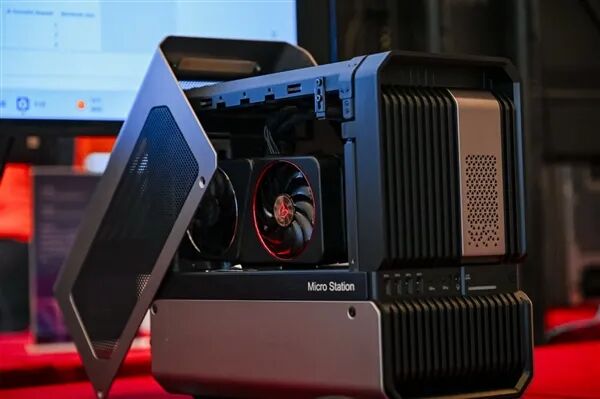 Intel甩出兩個(gè)王炸！至強(qiáng)600、銳炫Pro B70雙劍合璧 重新定義AI工作站