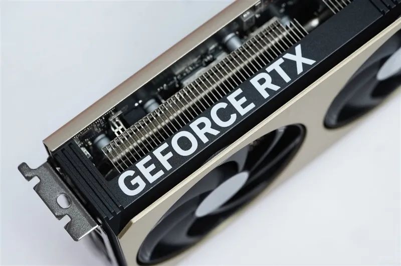 微星RTX 5060 Ti 16GB硬派师2X显卡评测：DLSS 4加持 甜点卡也能畅玩4K