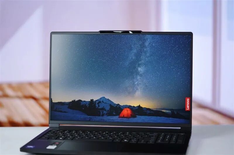 聚焦超級工程與科研生產力！Lenovo P16v 2026工作站評測：NVIDIA RTX PRO Blackwell加持 物理斷網跑AI