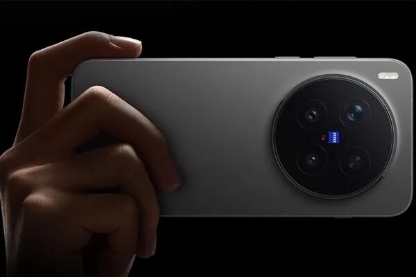 新一代V單！vivo X300 Ultra官宣下周首次亮相