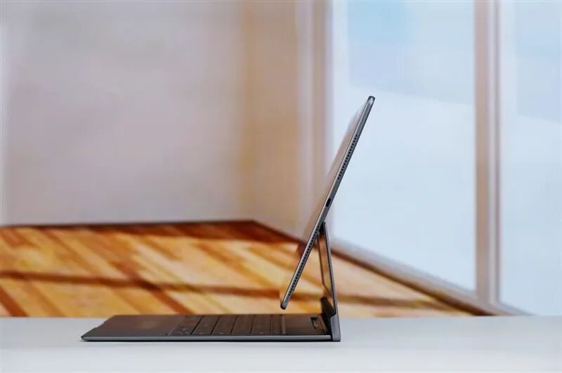 從形態到性能的全面革新！HUAWEI MatePad Edge鴻蒙二合一平板電腦評測
