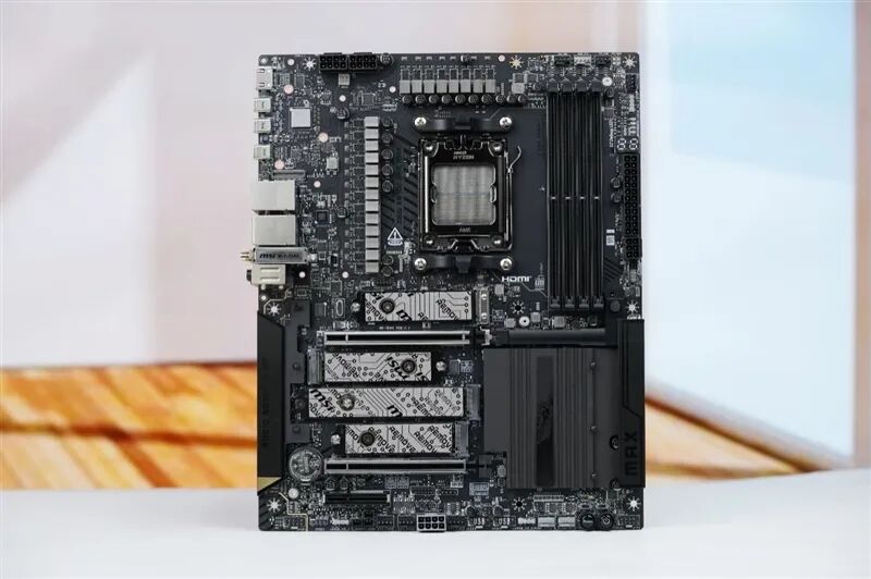 媲美超神板的ACE战神板!微星MEG X870E ACE MAX评测