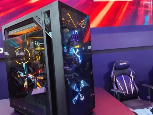 全球首款!ROG槍神10X 20周年典藏版BW2026首發:銳龍9 9950X3D2+RTX 5080