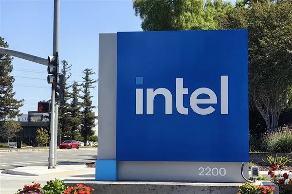 Intel裁員裁到小動脈：大量Linux開源項目荒廢沒人管