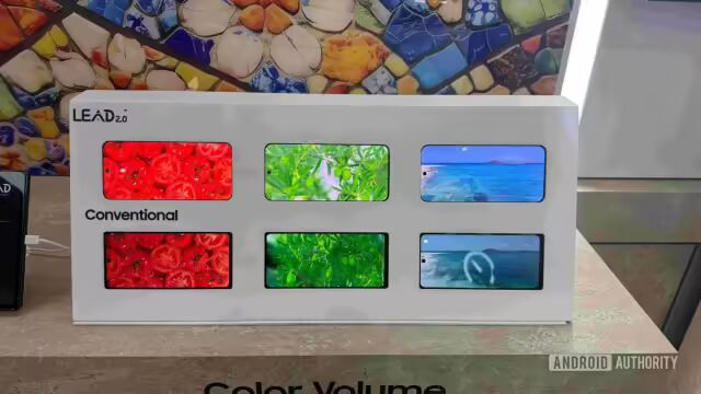 samsung lead 20 oled panel at mwc 2026 06