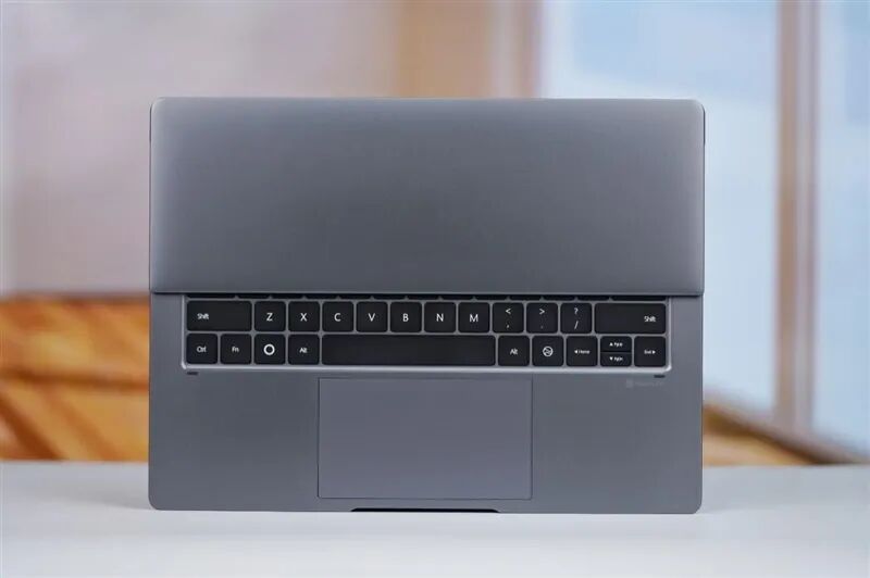 從形態到性能的全面革新！HUAWEI MatePad Edge鴻蒙二合一平板電腦評測