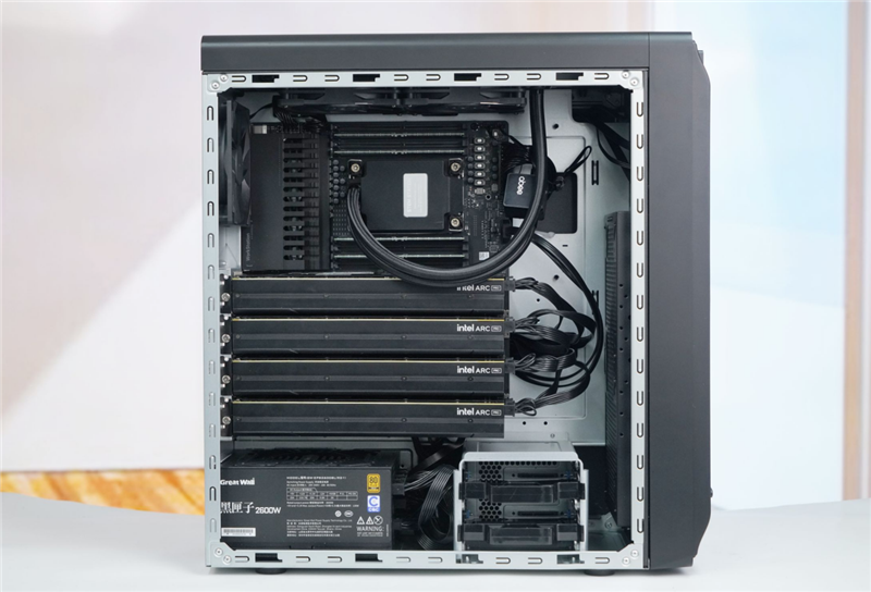4張96GB顯存暴力輸出！英特爾銳炫Pro B60和長城世恒X-AIGC工作站評測：可滿足千人同時在線聊天